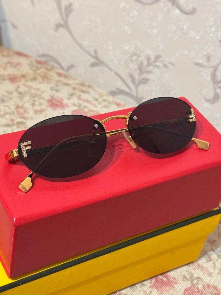 Очки fendi б/у