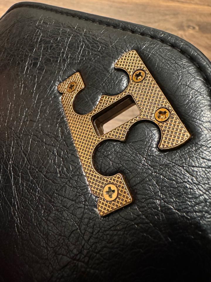 Продам сумку Tory Burch