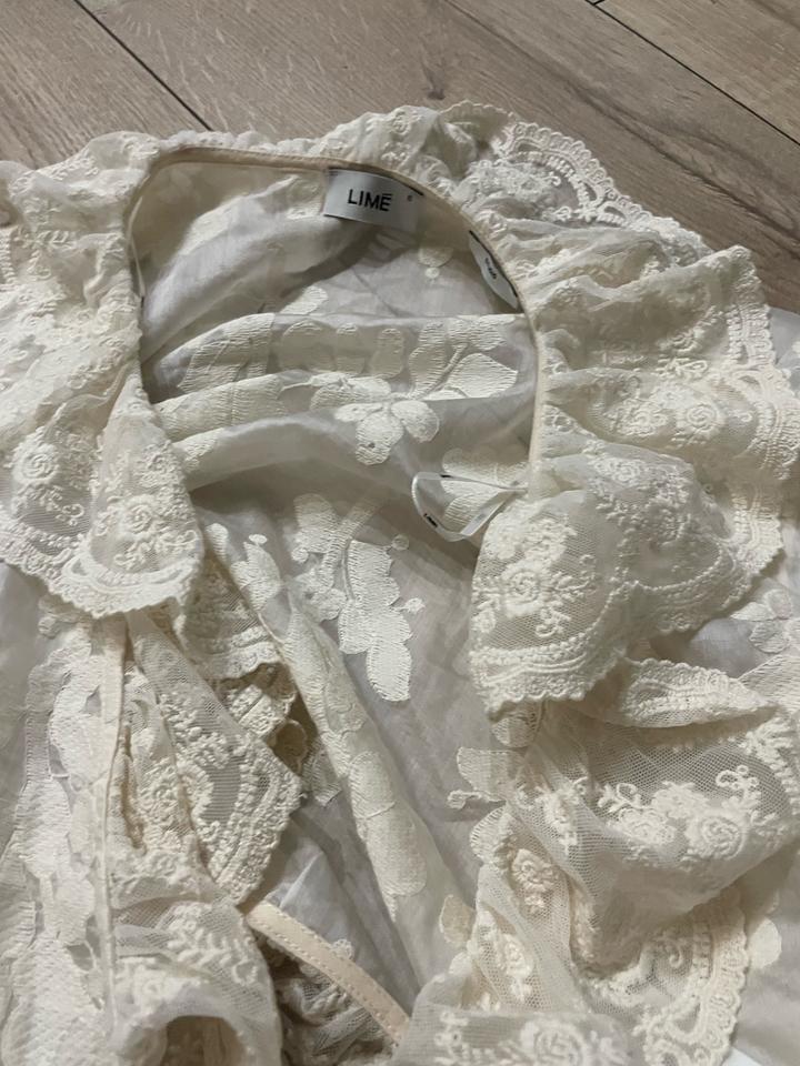Очень красивая блузка lime