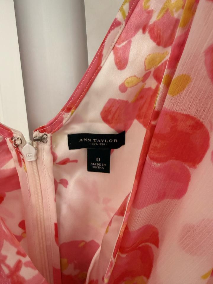 Платье Ann Taylor
