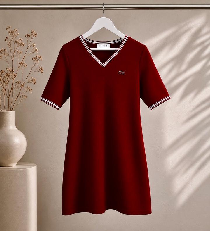 Платье в стиле спорт-шик Lacoste