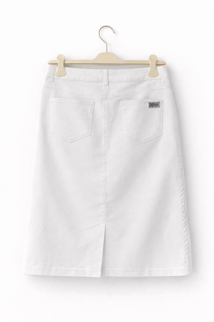Белая юбка Guitar — стильная классика с изюминкой
