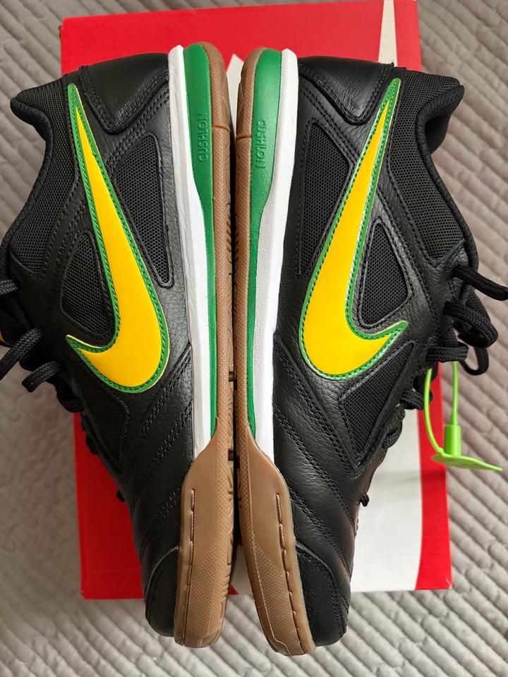 Nike gato brasil футзалки