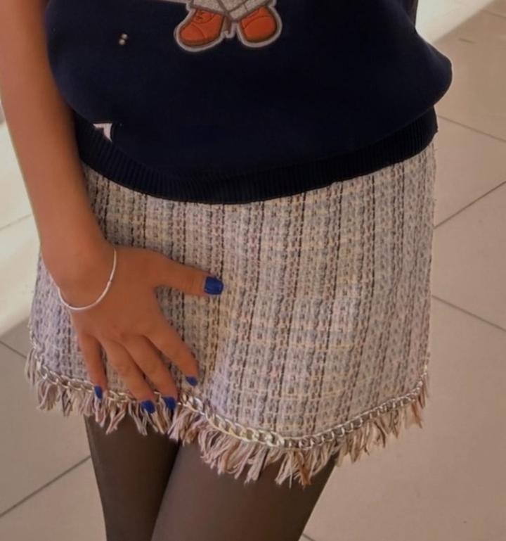 Твидовая мини-юбка с бахромой