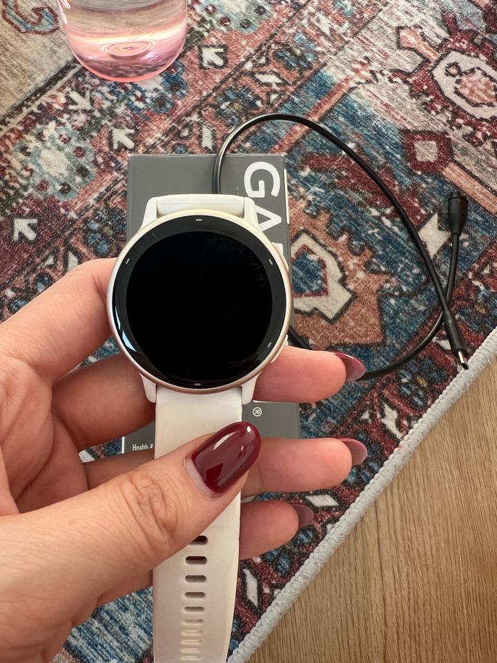 Garmin vivoactive 5часы