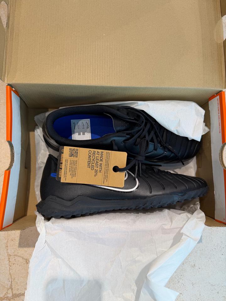 Обувь для футбола