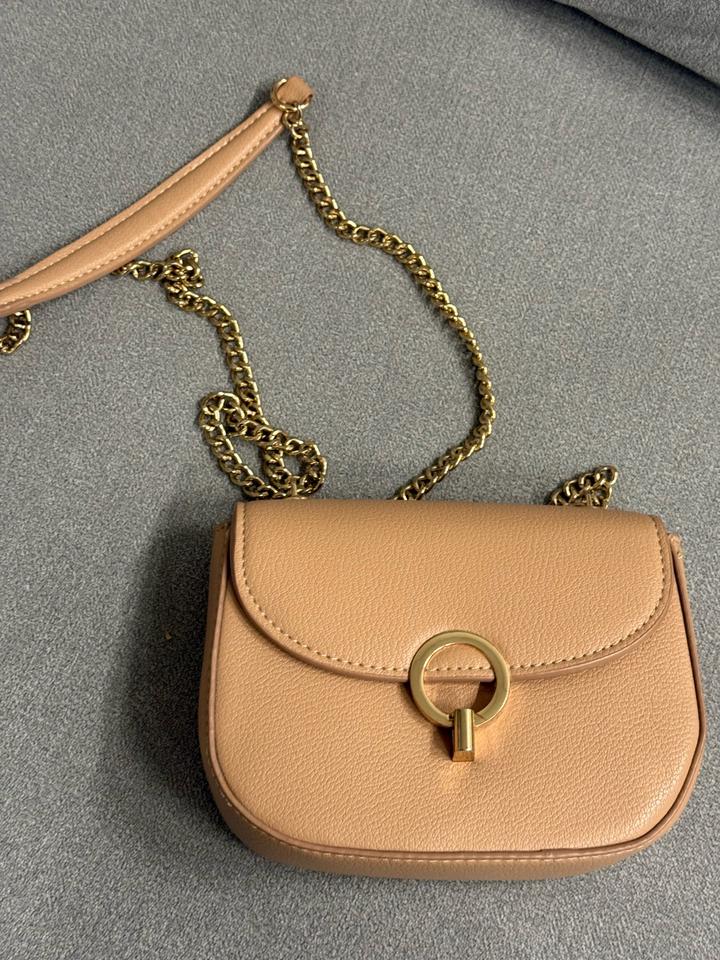 Сумочка от Mango