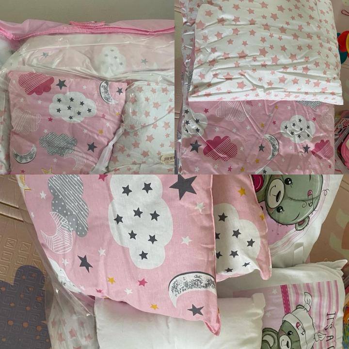 Продам бортики на кроватку для девочек