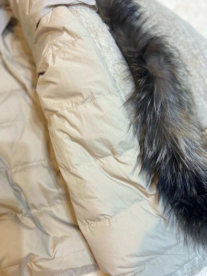 Пальто, парка или куртка оригинал!! Новый с этикеткой