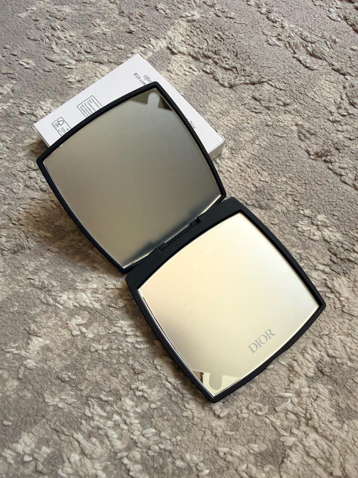 Зеркальце Dior