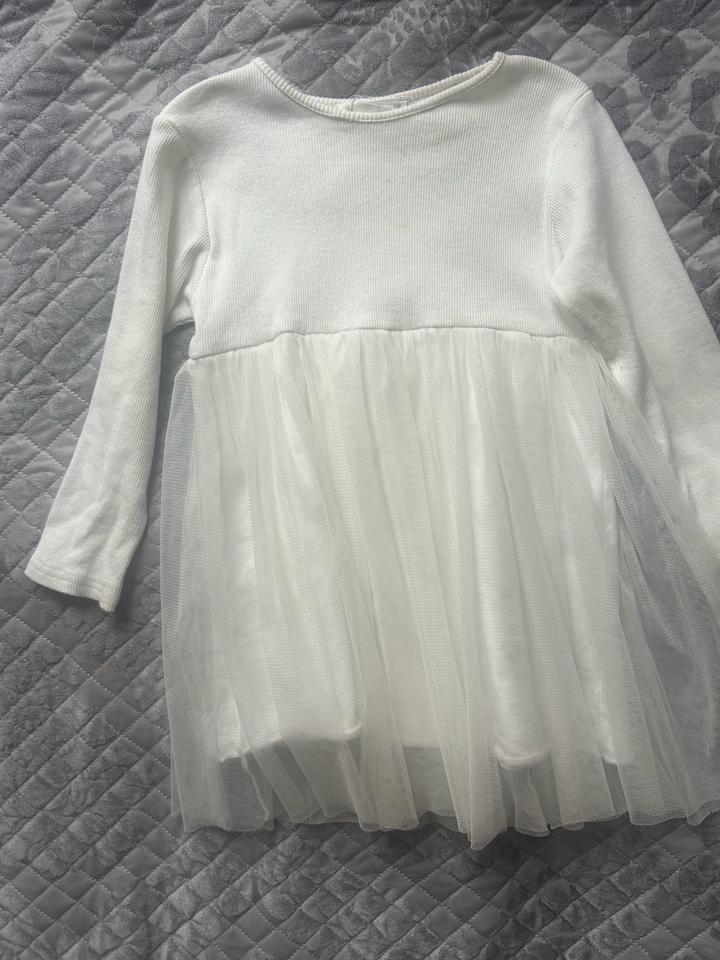 Платьюшки по 3000,2000тг