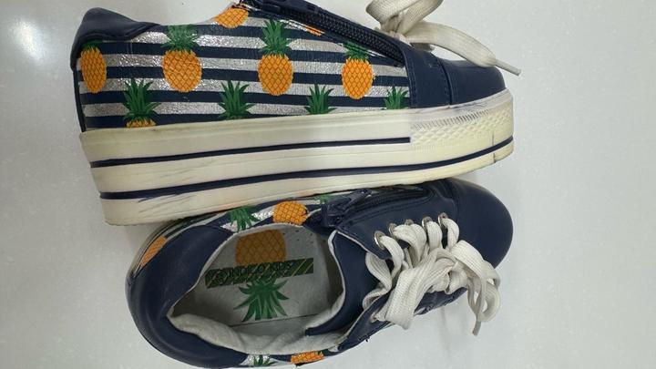 Кроссовки Indigo