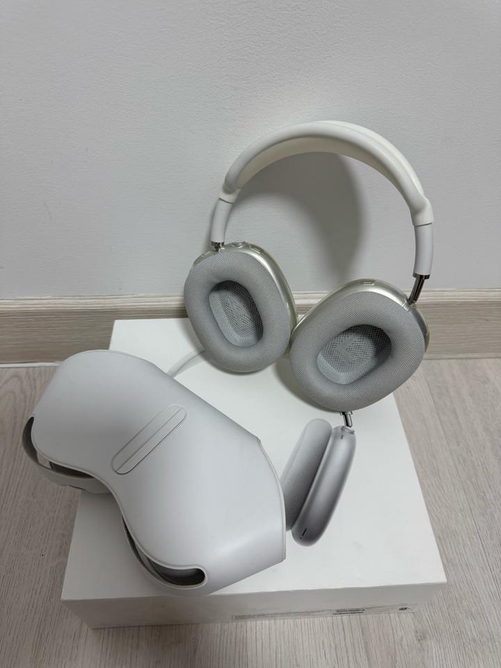 AirPods Max