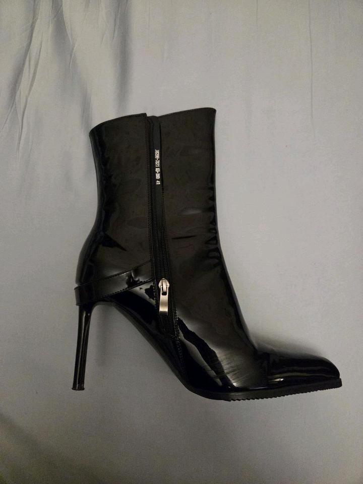 Лаковые Сапоги