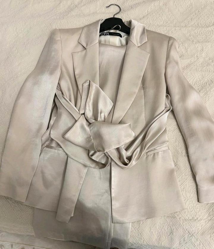 Костюм брючный Zara