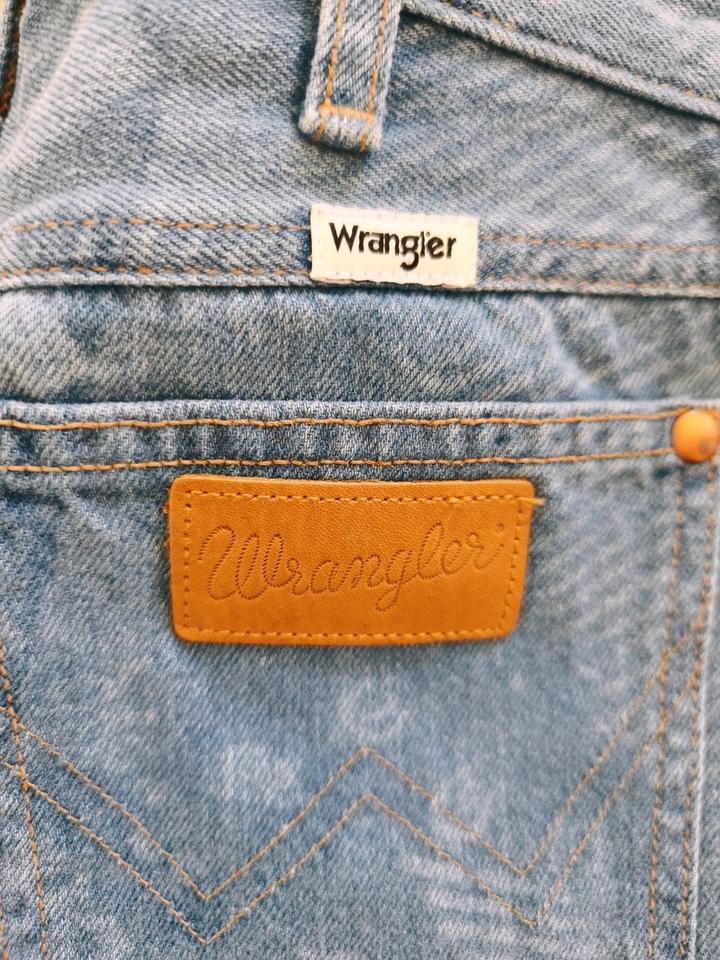 Джинсы Wrangler