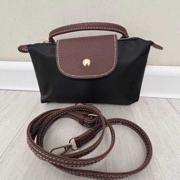 Мини-сумка Longchamp из нейлона с длинным ремешком