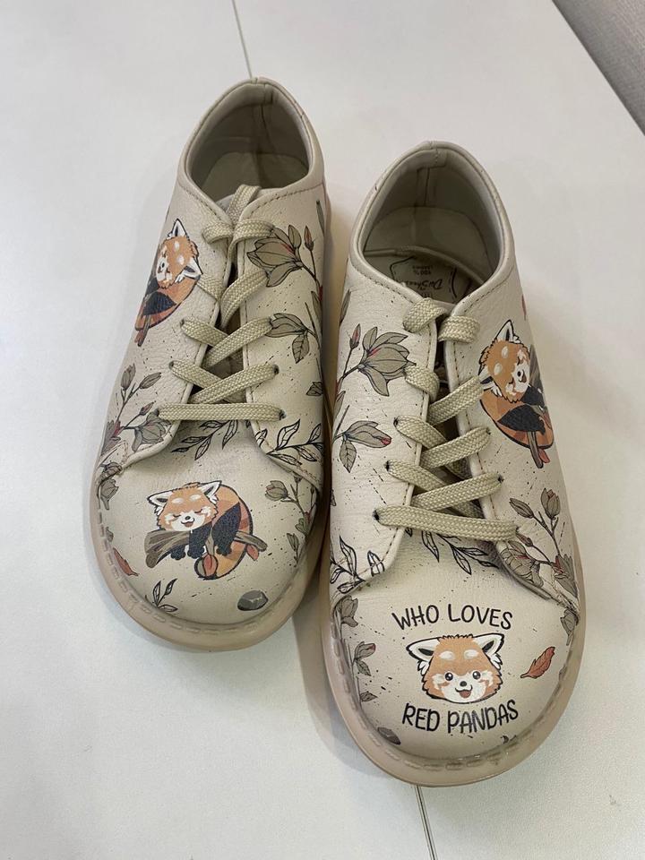 Продам турецкие кеды , привезли с турции не подошел размер , новые , интересные