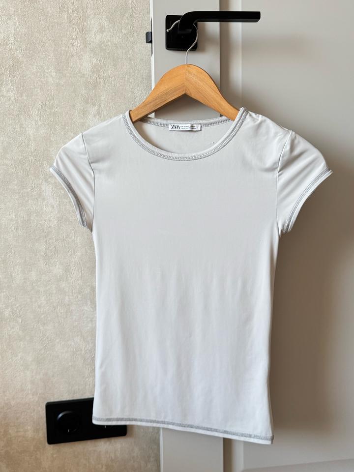 Футболка Zara