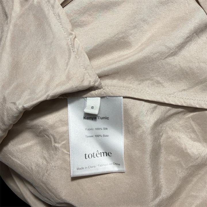 Toteme туника