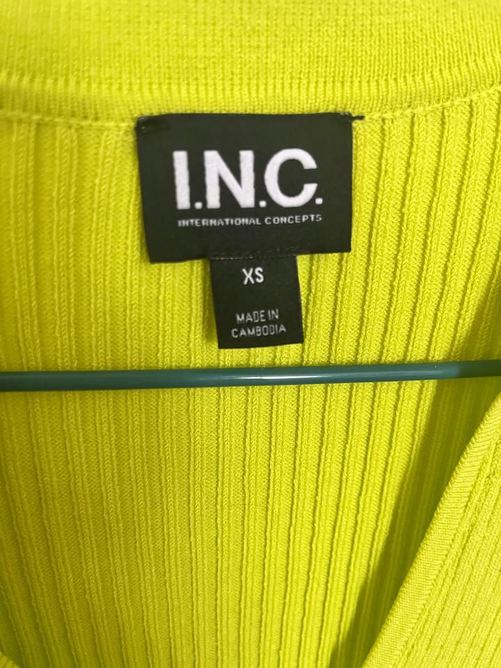 яркий трикотажный лонгслив-поло I.N.C. International Concepts.