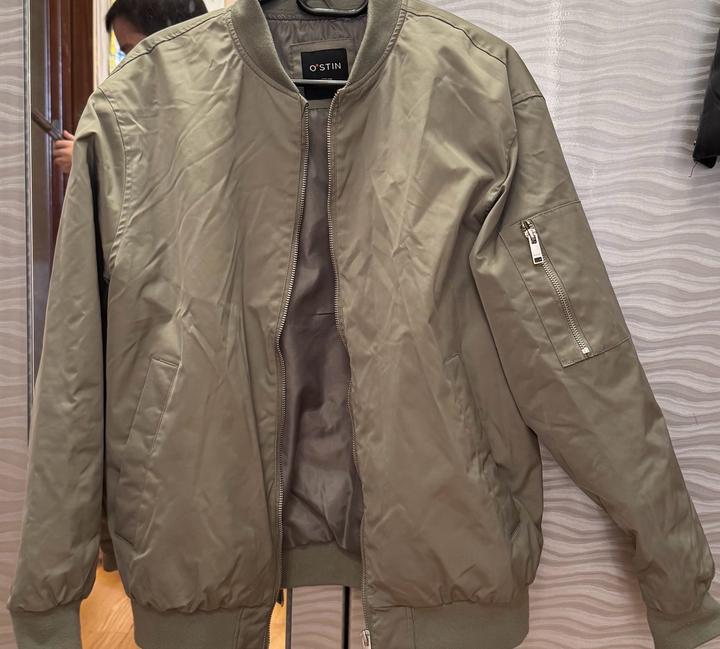 Бомбер-куртка остин