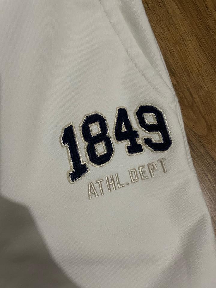 Спортивное трико