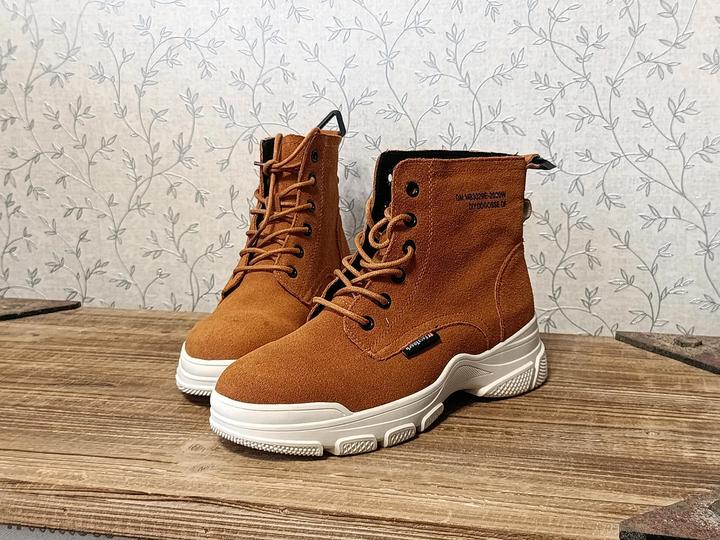 Ботинки кроссовки , нат.замша, р.37