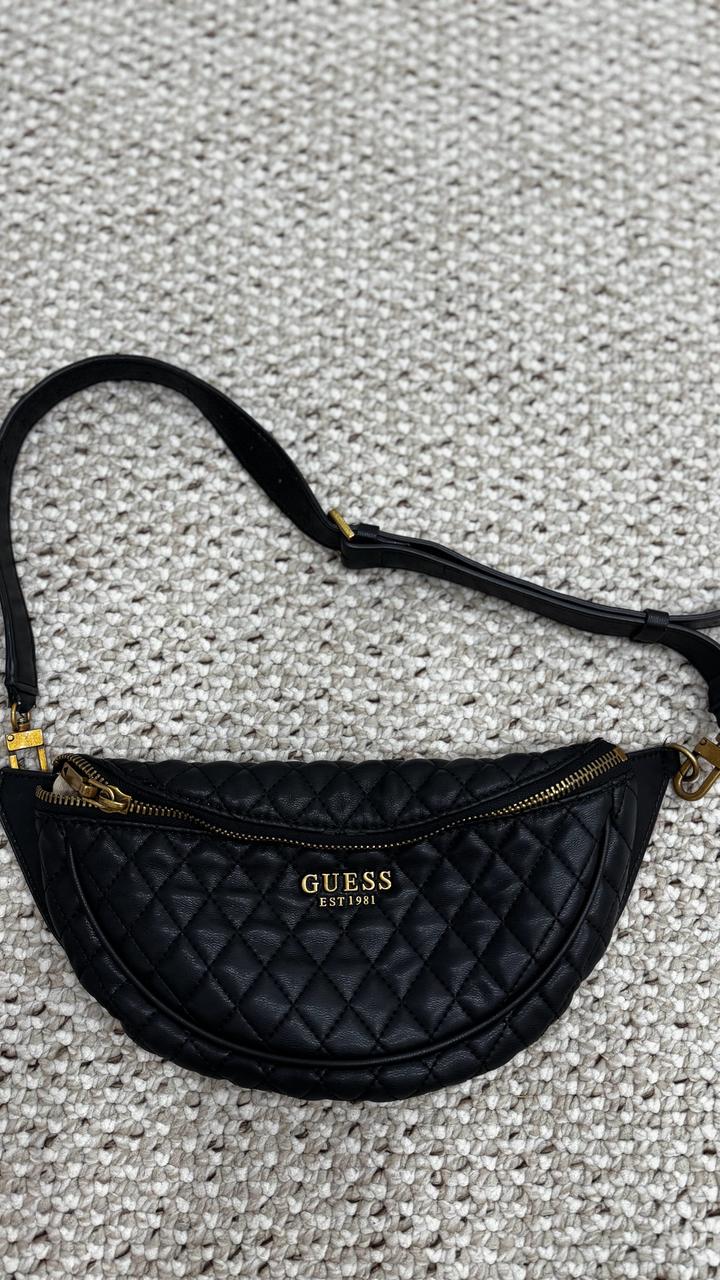 Сумка Guess