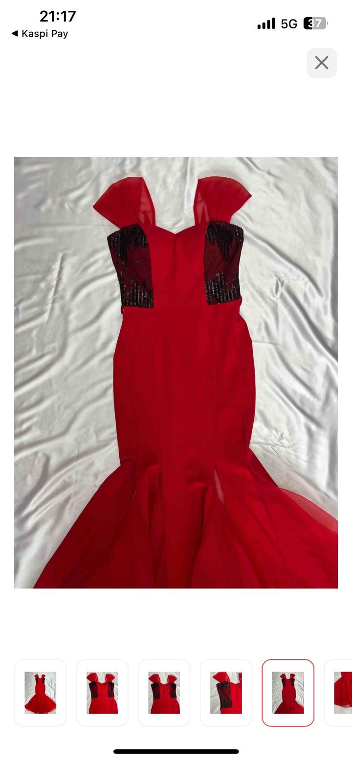 Платье рыбка красного цвета