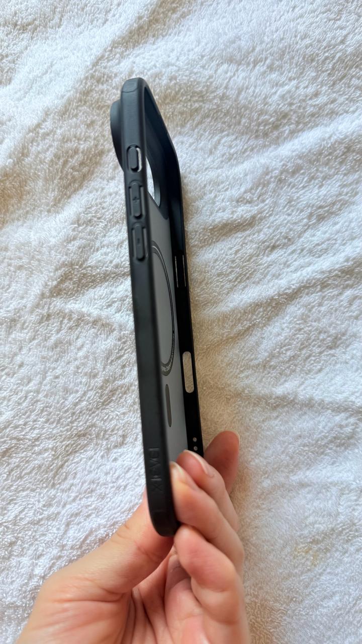 Чехол на IPhone 17Air