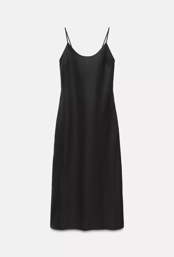 Платье от бренда Zara