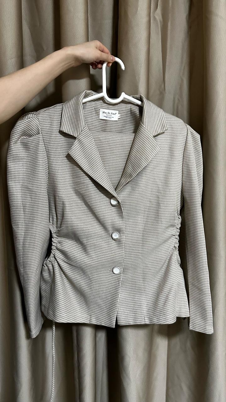 классическая двойка с открытыми боками