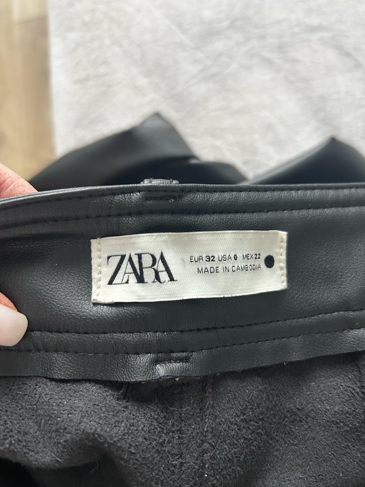 Брюки Zara эко-кожа