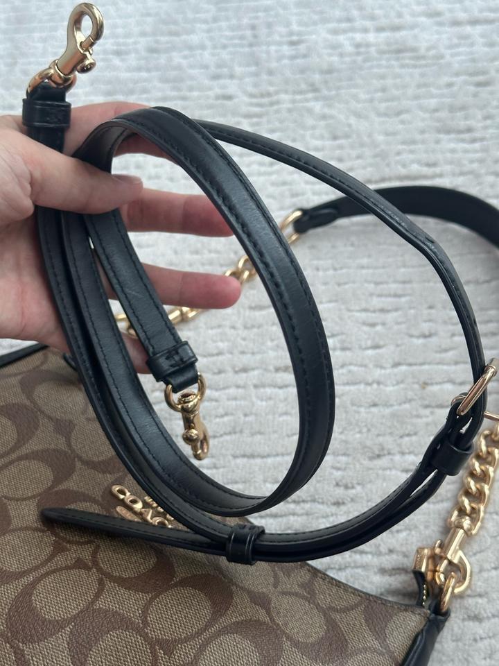 Сумка от Coach