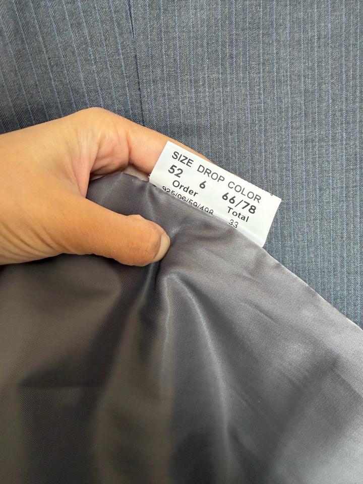 Костюм мужской тройка