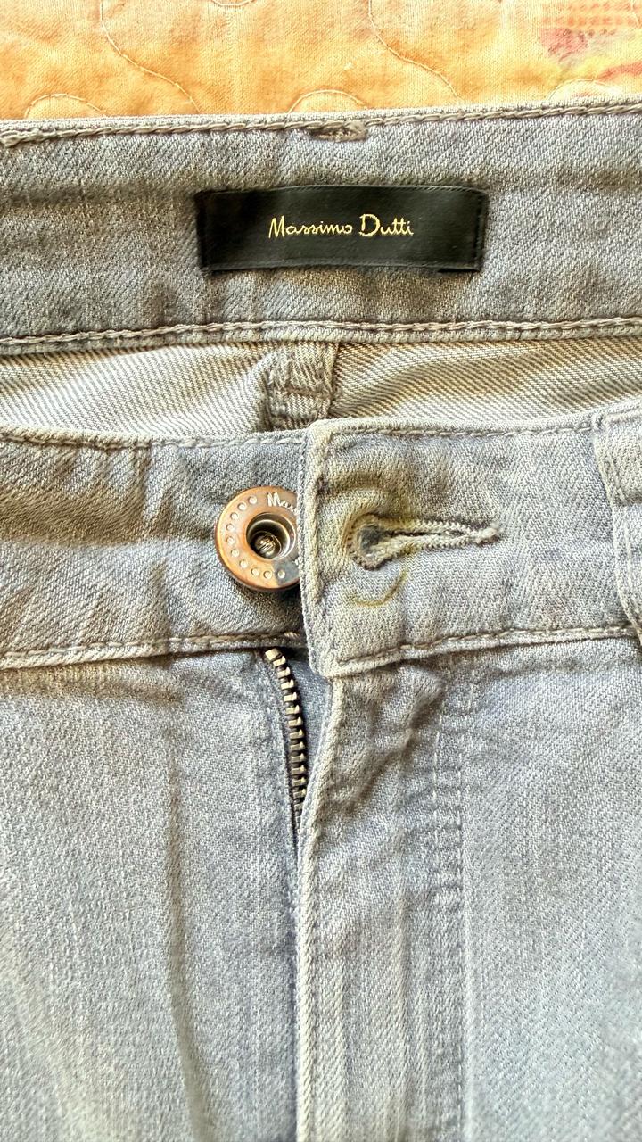 Серые джинсы Massimo Duti