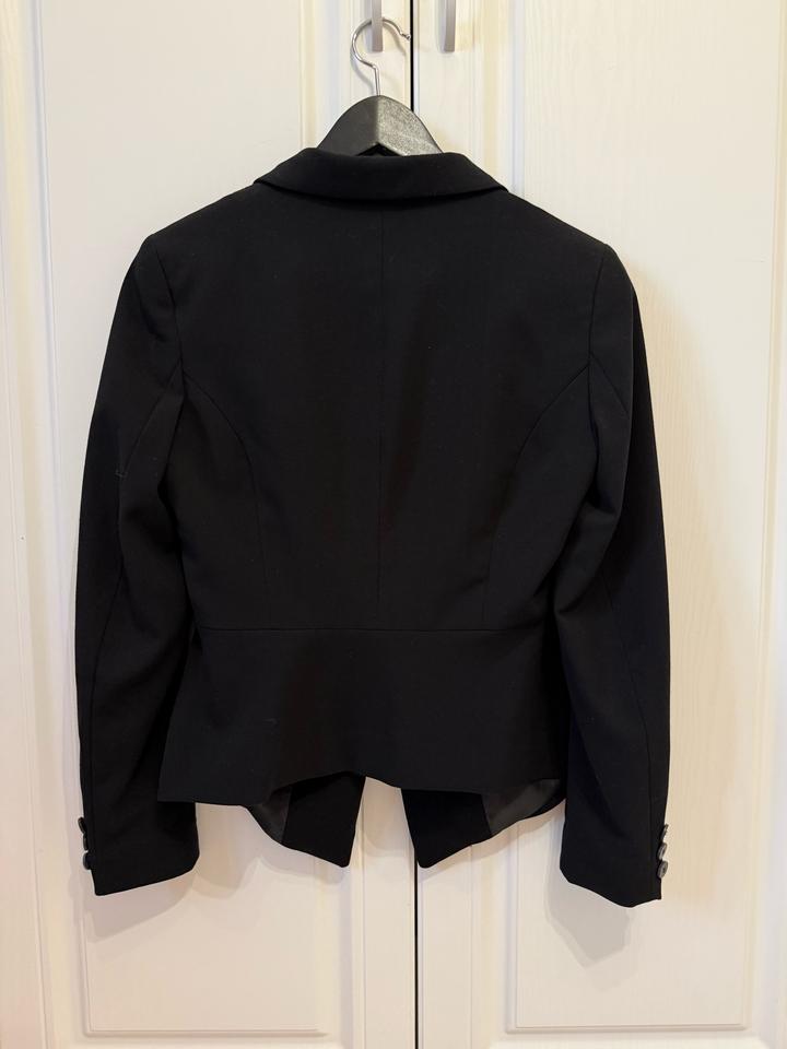 Черный пиджак H&M