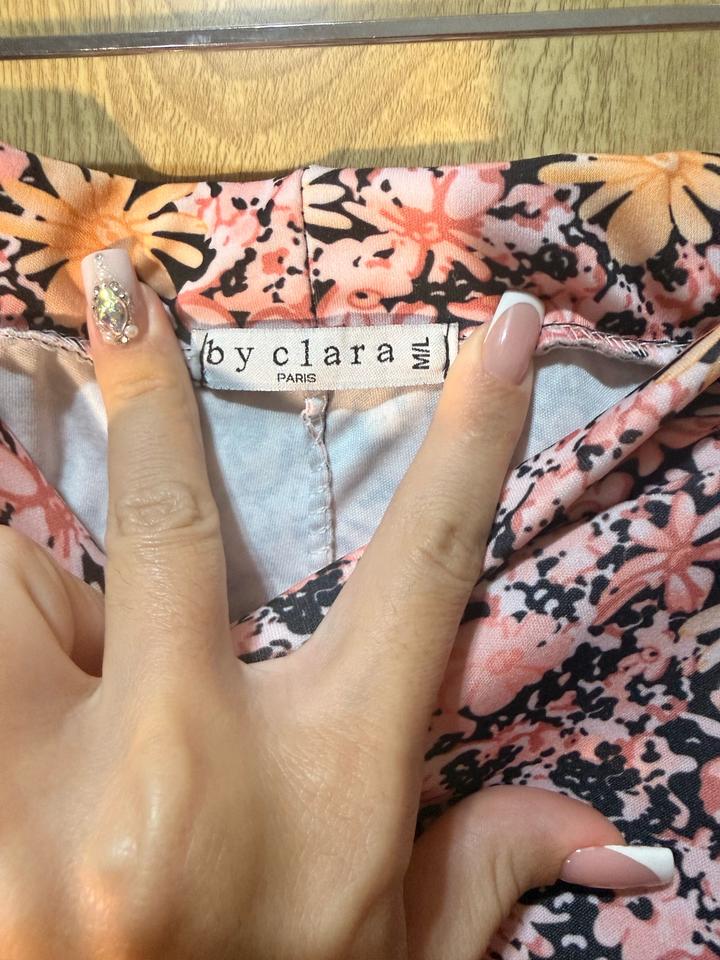 Яркие брюки клёш с цветочным принтом