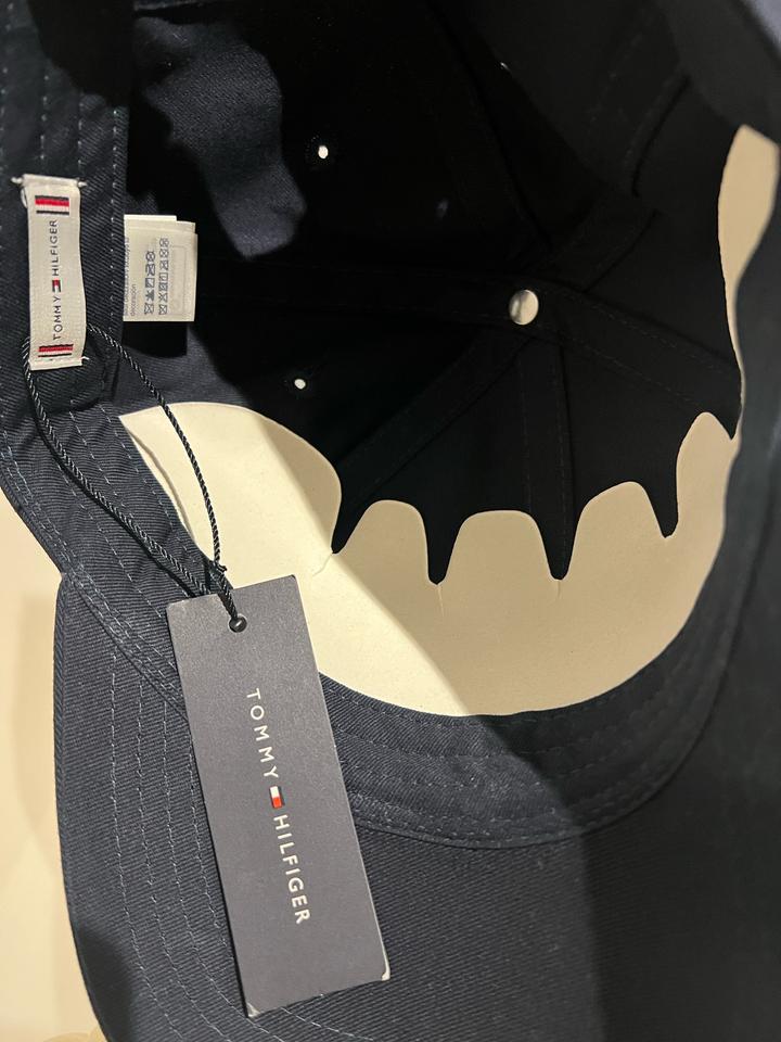 Кепка Tommy Hilfiger