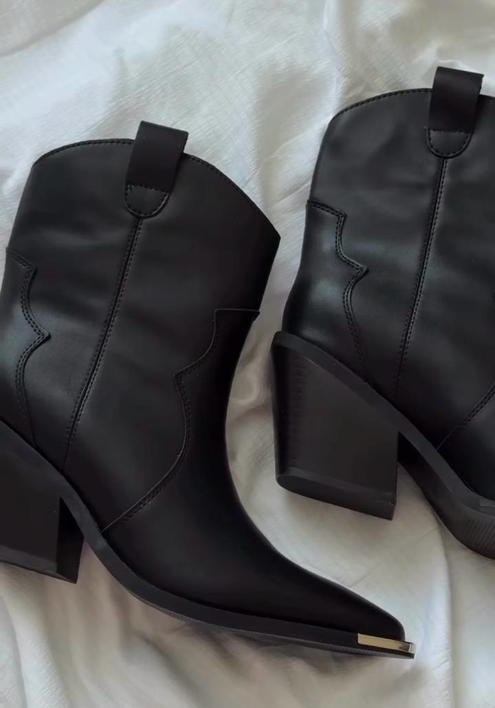 Черные казаки из натуральной кожи