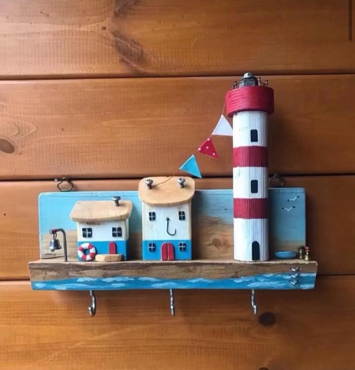 Ключница. Вешалка.