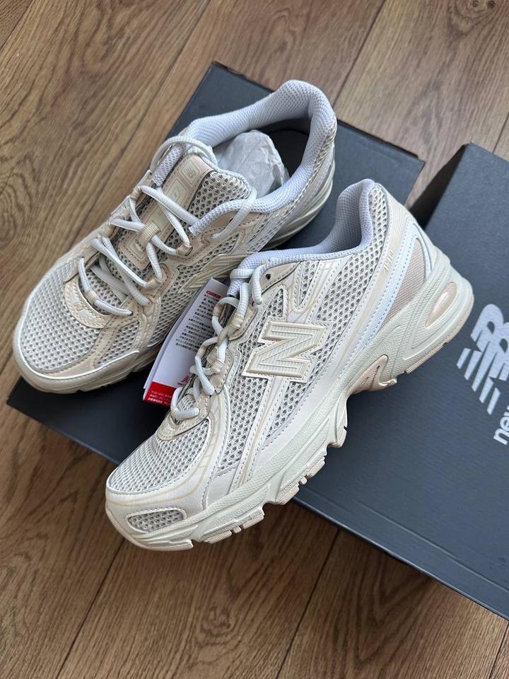 New balance 740