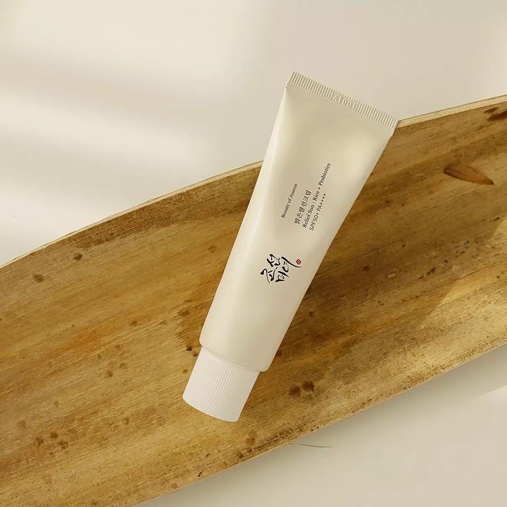 Солнцезащитный крем Relief Sun: Rice + Probiotics