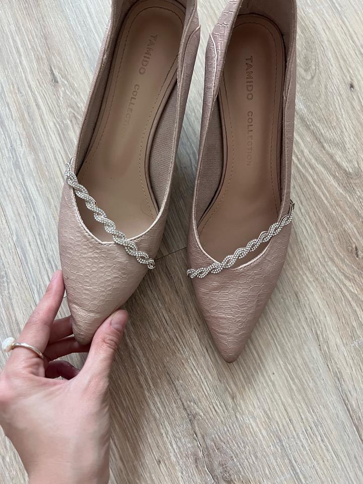 Перламутровые туфли