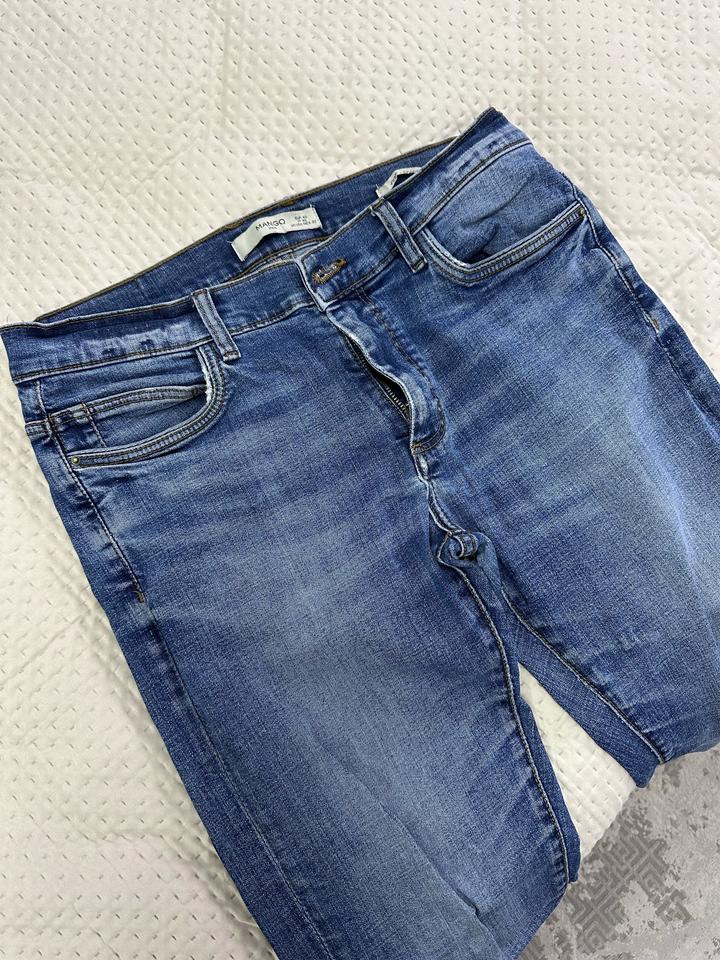 Джинсы манго