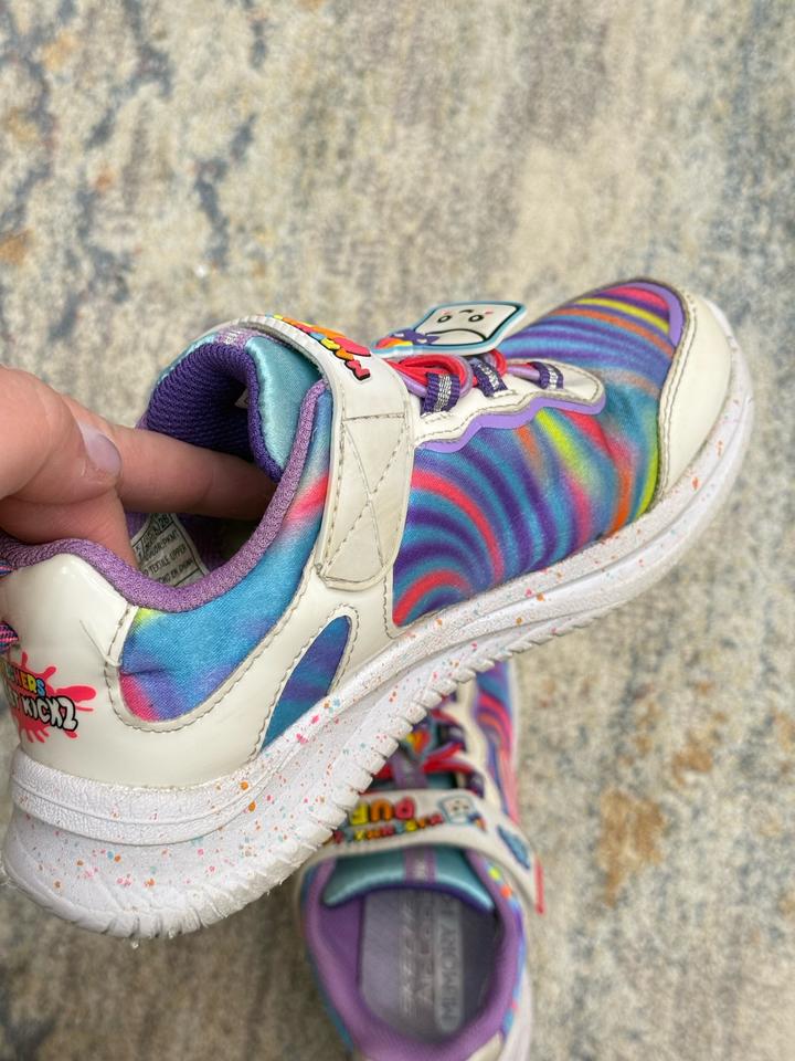 Кроссовки Skechers на девочку 5-7 лет