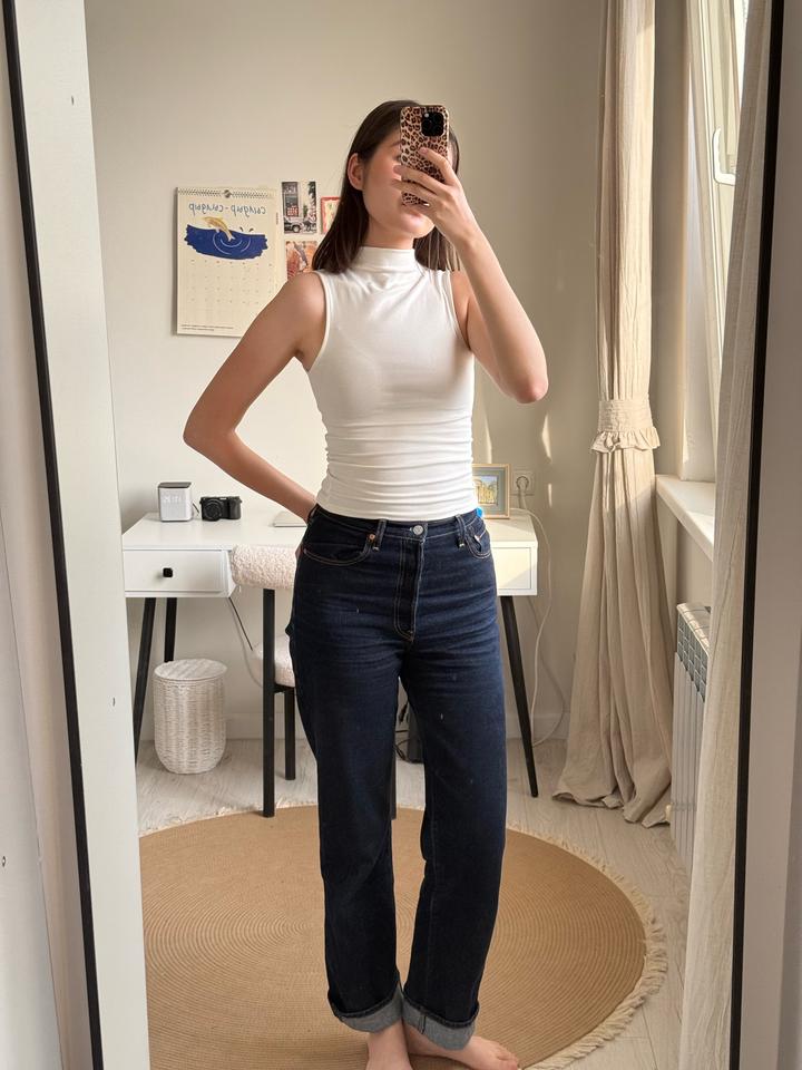 Джинсы Levi’s Ribcage Straight