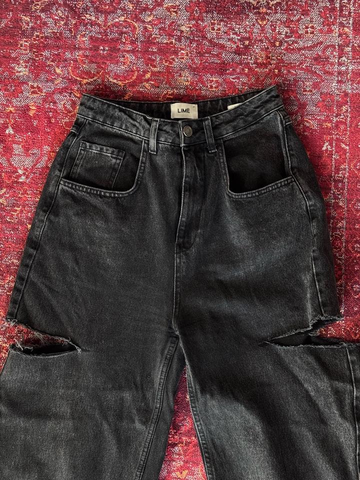 Джинсы LIME с разрезами