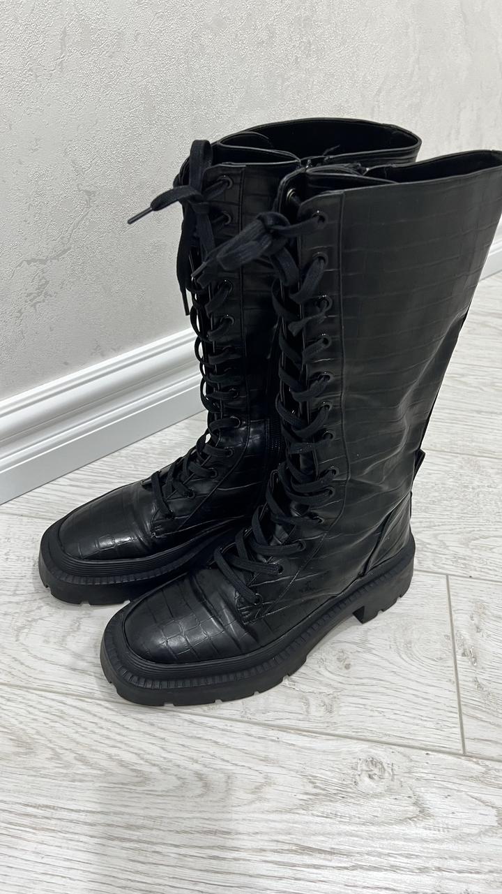 Продаются сапоги